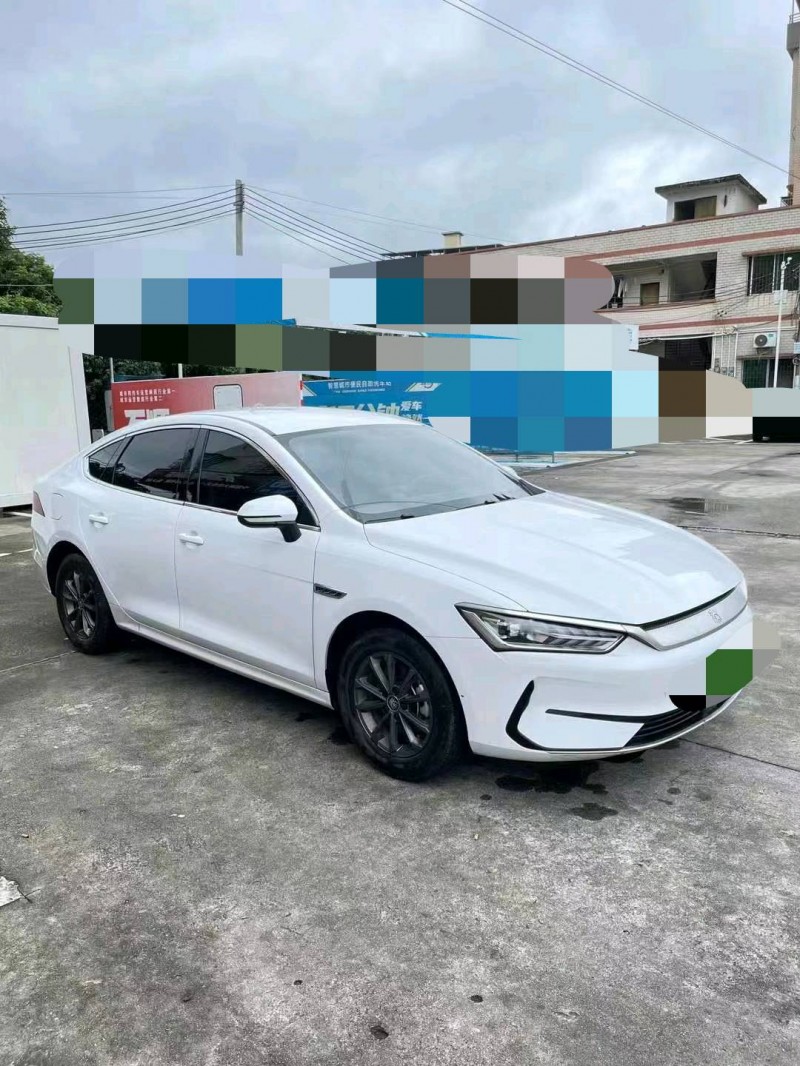 广州23年比亚迪秦2