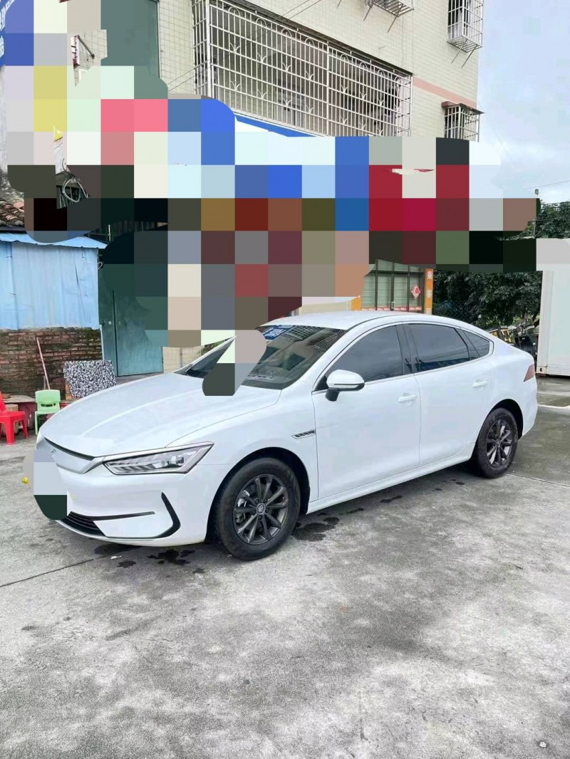 广州23年比亚迪秦3