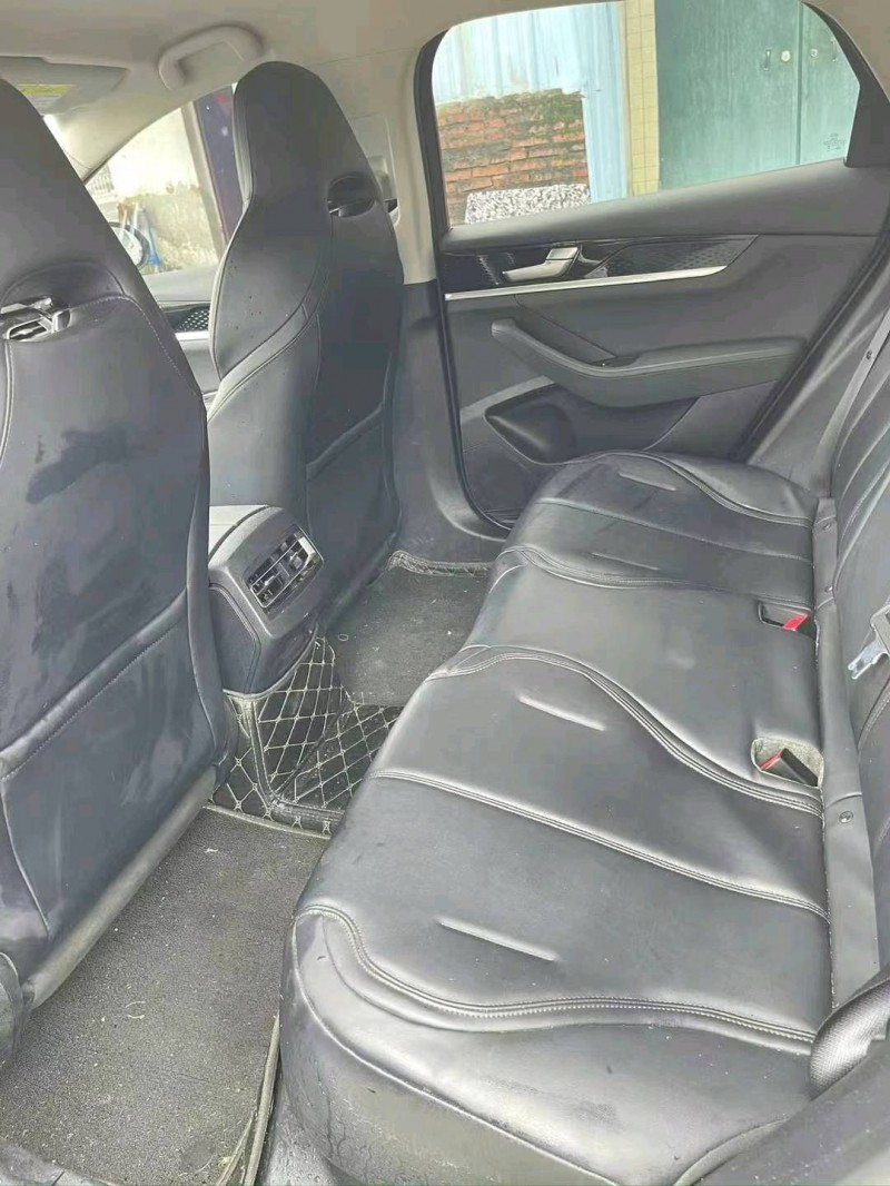 广州23年比亚迪秦5