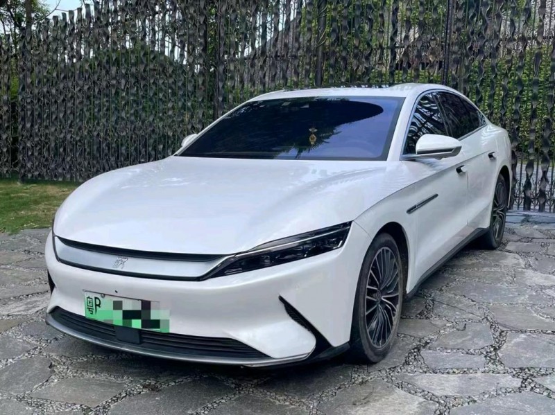 广州21年比亚迪汉2