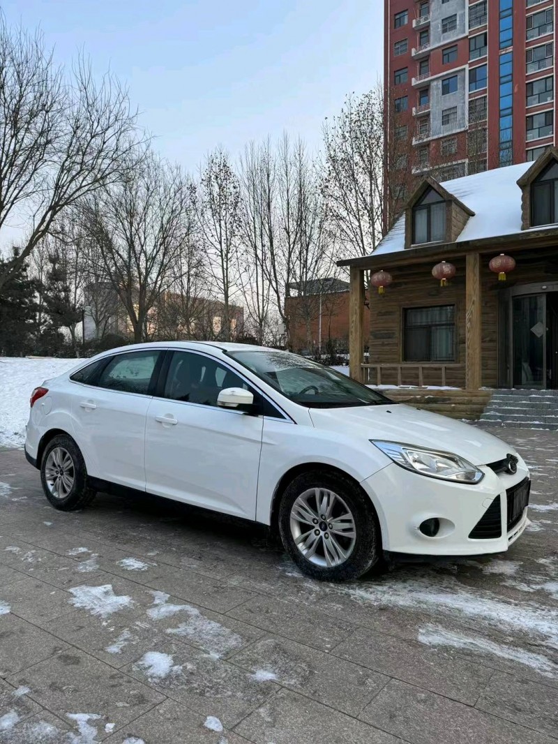 邢台14年福特福克斯3