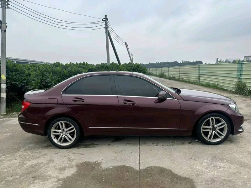 广州13年奔驰C3