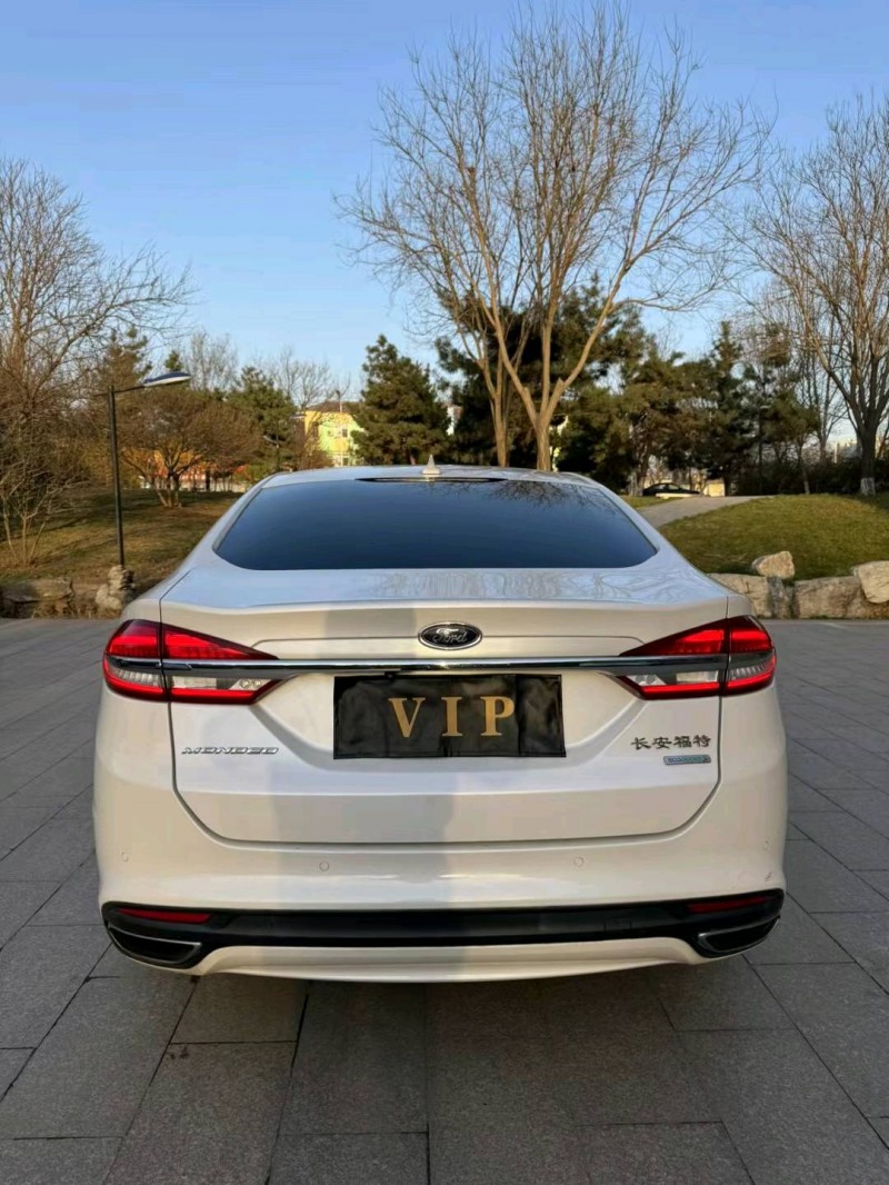 邢台17年福特蒙迪欧9