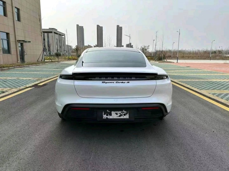 徐州22年保时捷Taycan9