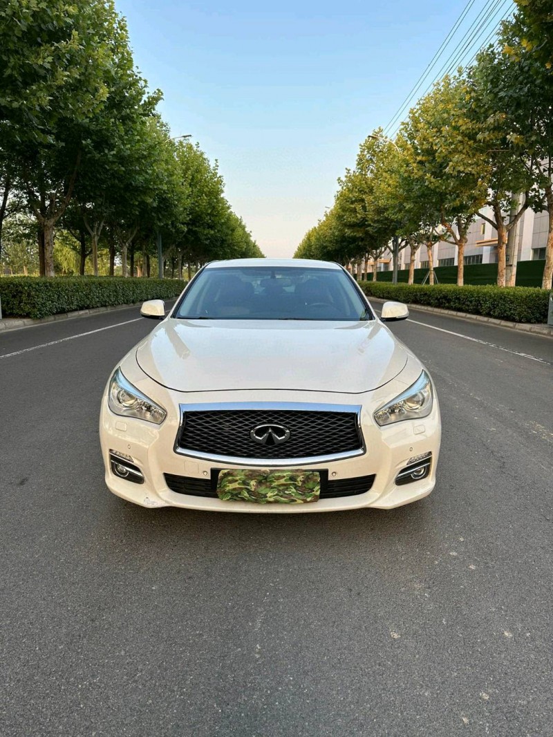 宿遷14年英菲尼迪Q501