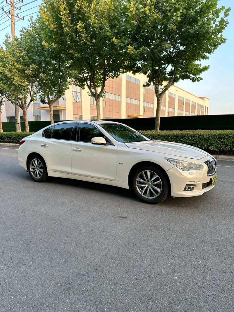 宿遷14年英菲尼迪Q503