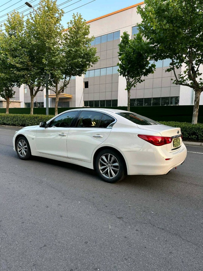 宿遷14年英菲尼迪Q508
