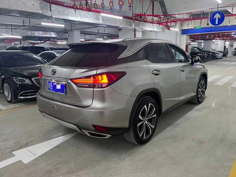 广州21年雷克萨斯RX7
