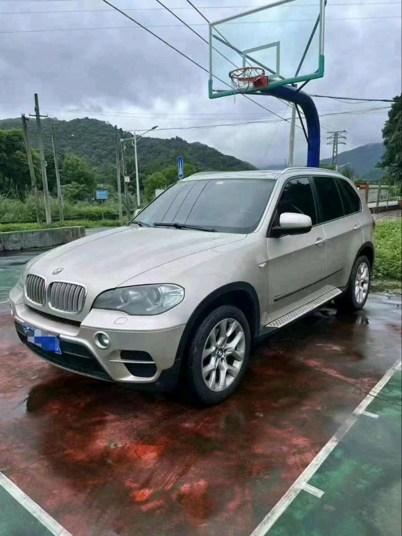 广州13年宝马X63
