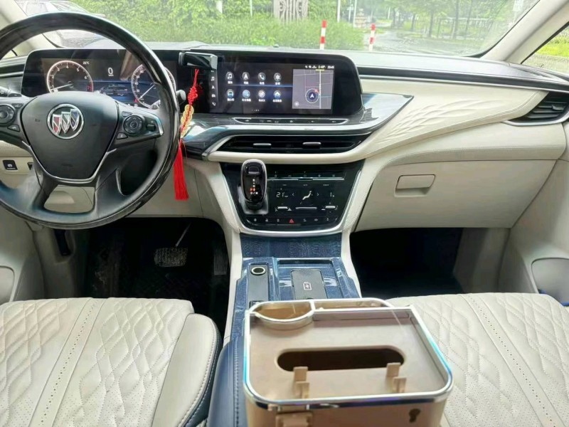 广州21年别克GL84