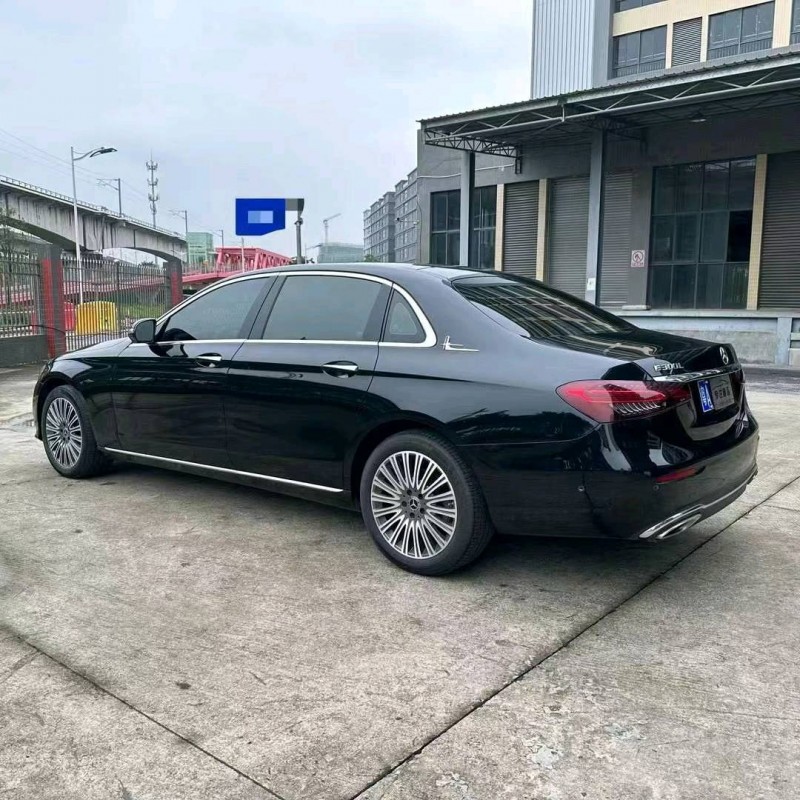 广州22年奔驰E8