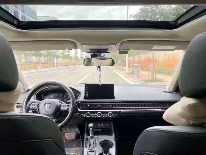 汕头21年本田思域7