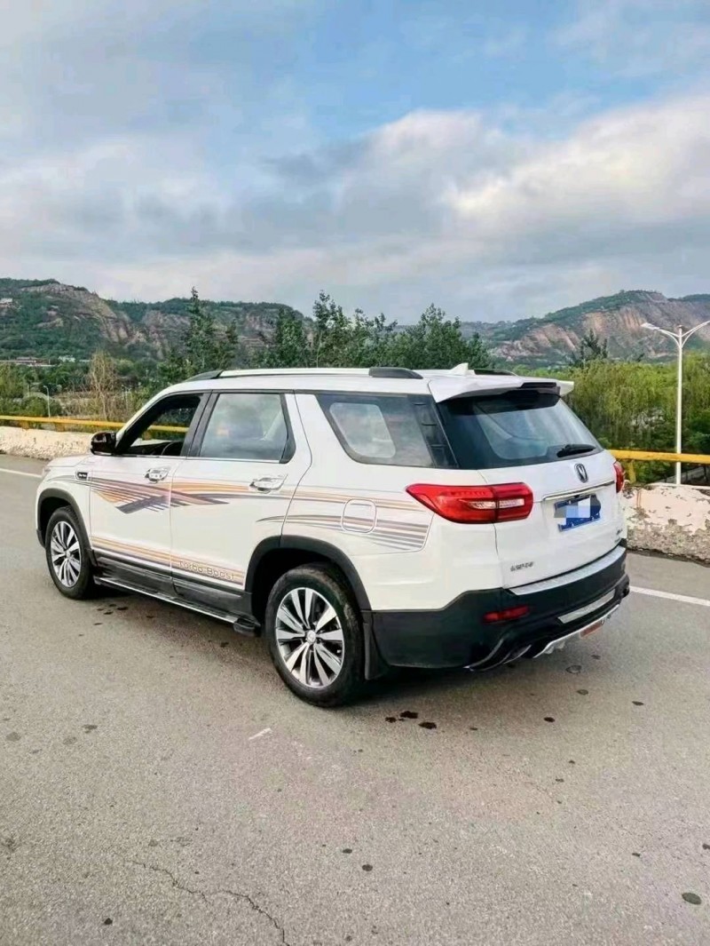 白銀17年長安汽車CS954