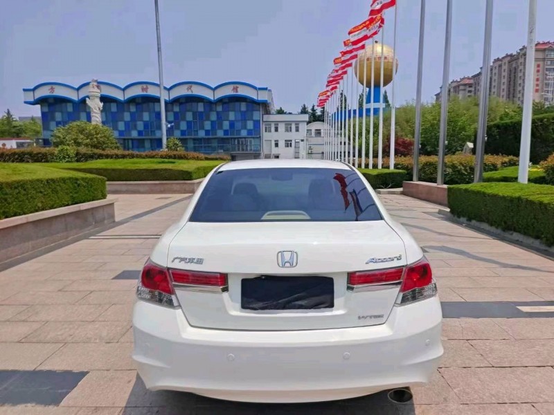 烟台12年本田雅阁7