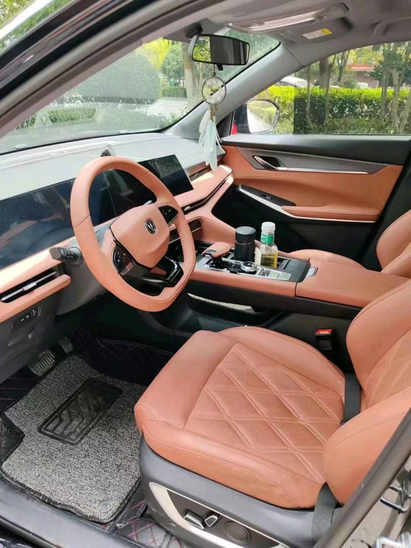 淮北23年長安汽車CS756