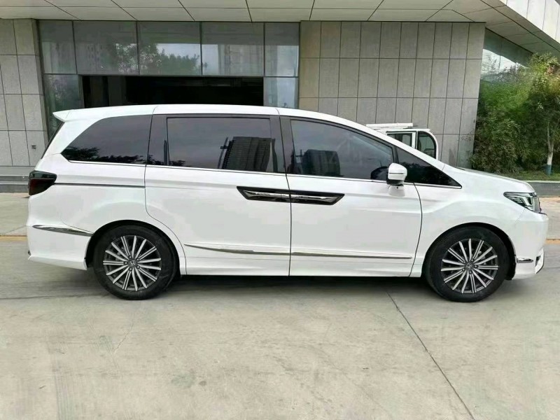 东营22年本田艾力绅5