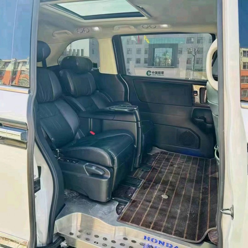 东营20年本田艾力绅4