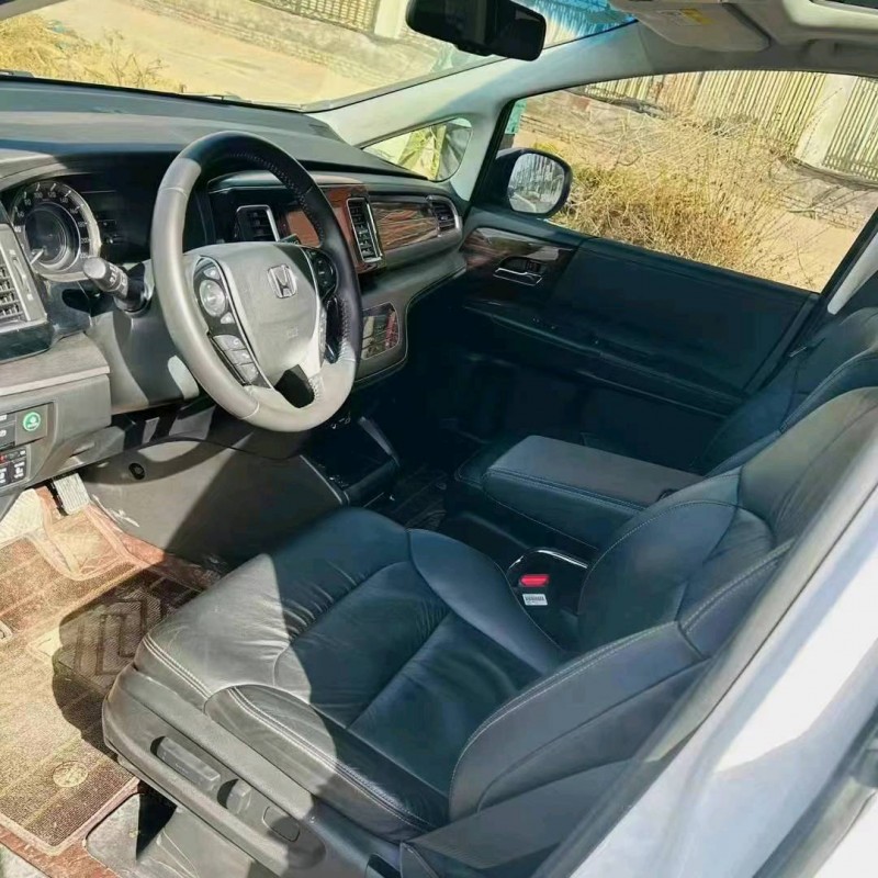 东营20年本田艾力绅8