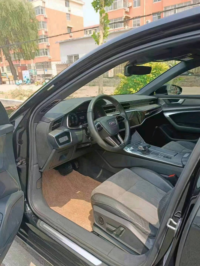 东营23年奥迪A4L2