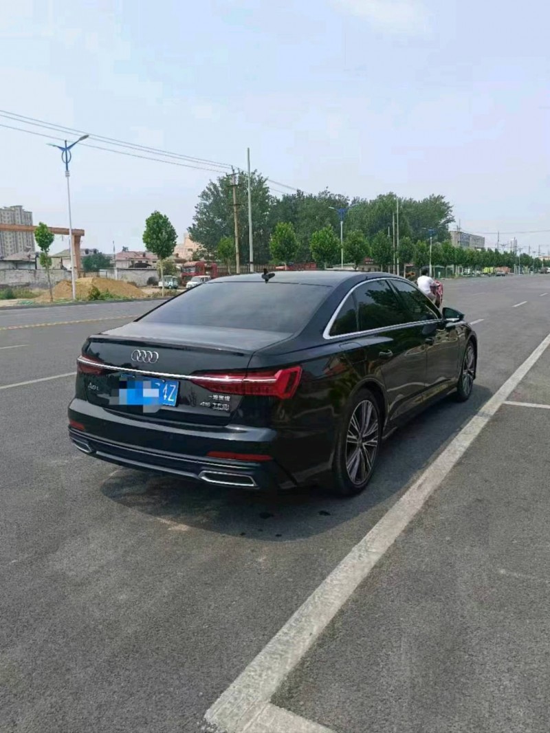 东营23年奥迪A4L7