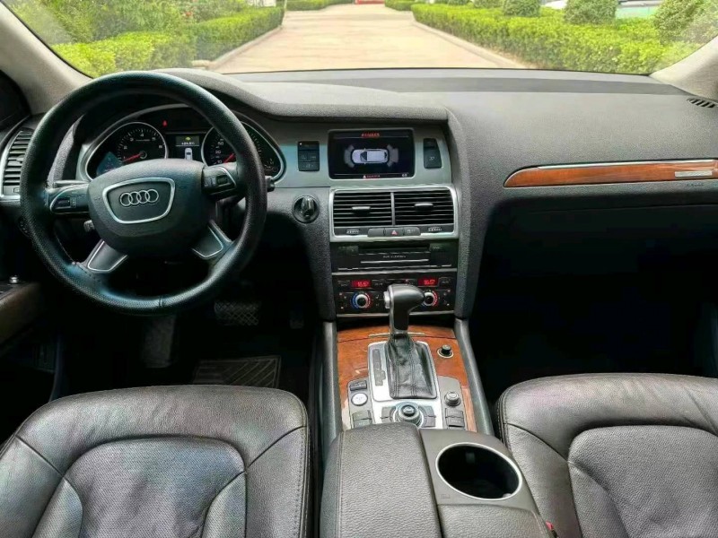 东营14年奥迪Q78