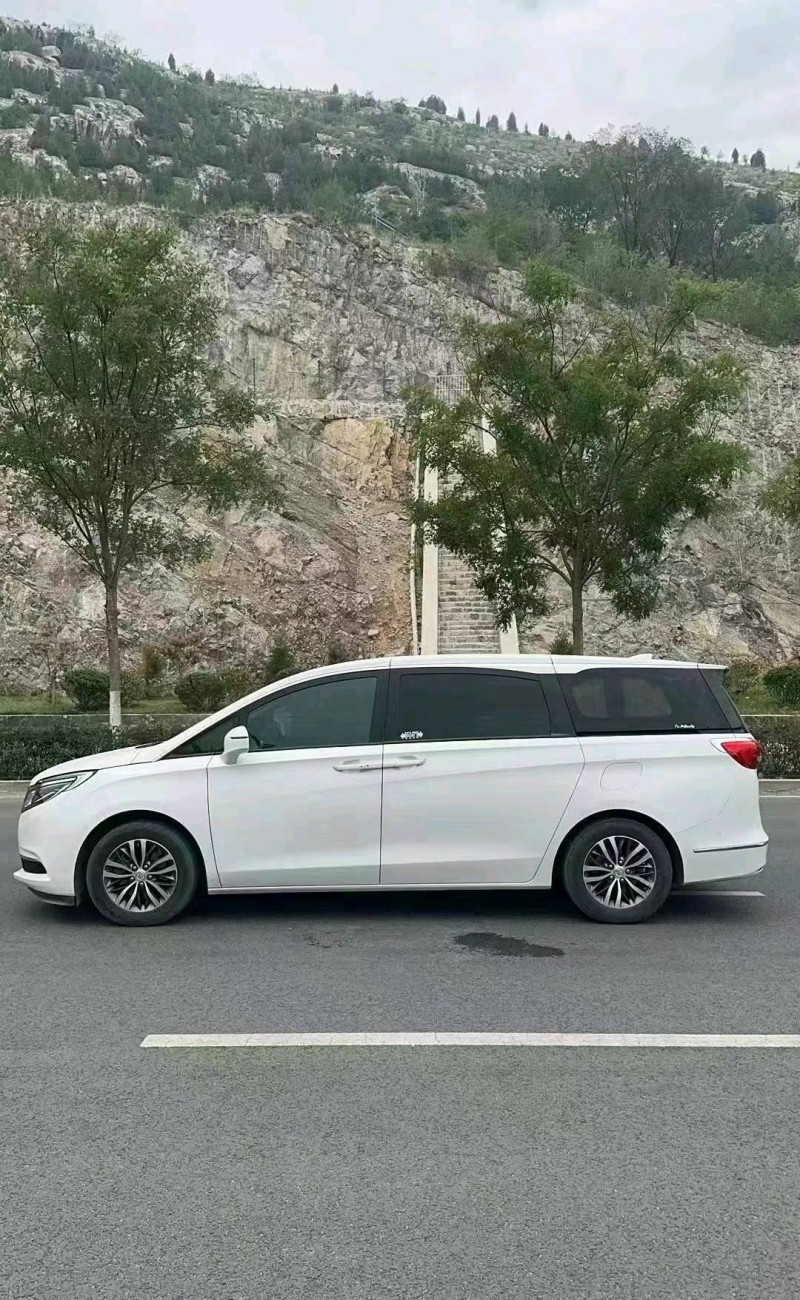 东营18年别克GL88