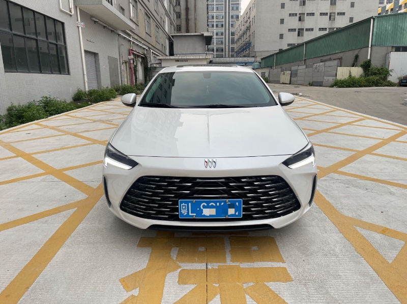 广州24年别克君威1