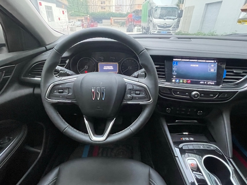 广州24年别克君威7