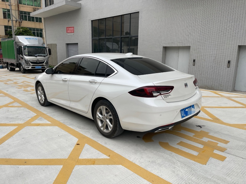 广州24年别克君威8