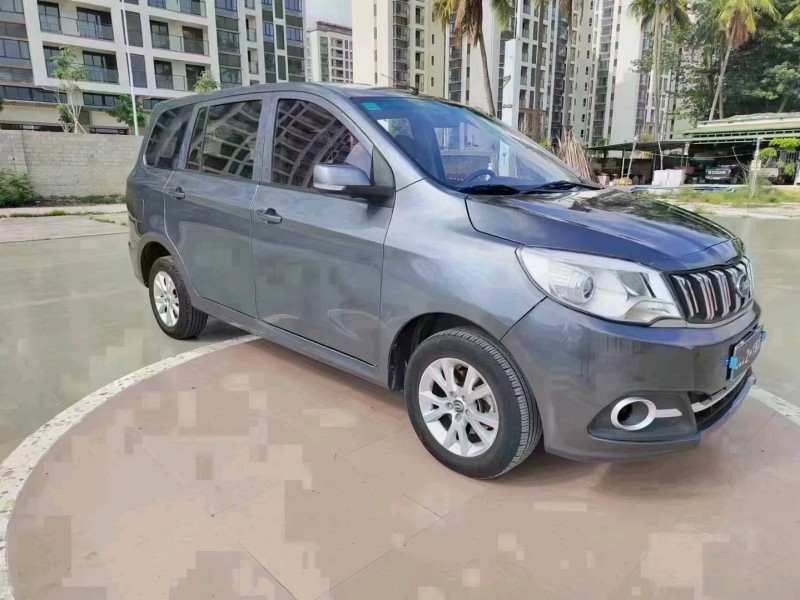 昌江21年SWM斯威汽車X21
