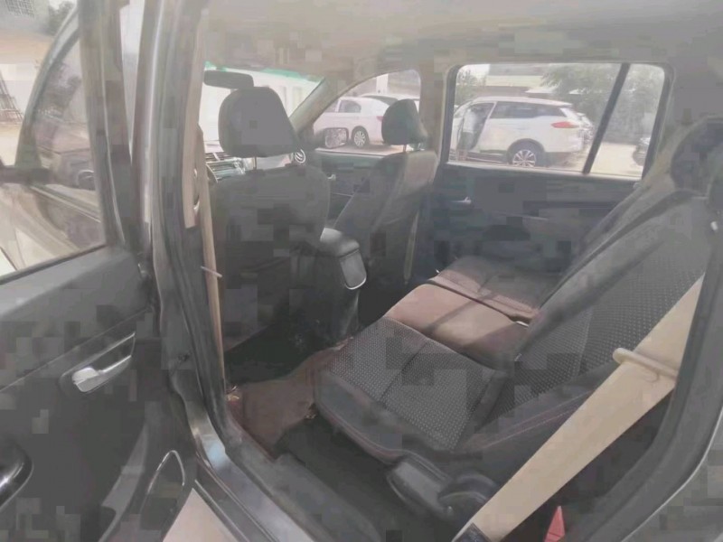 昌江21年SWM斯威汽車X25