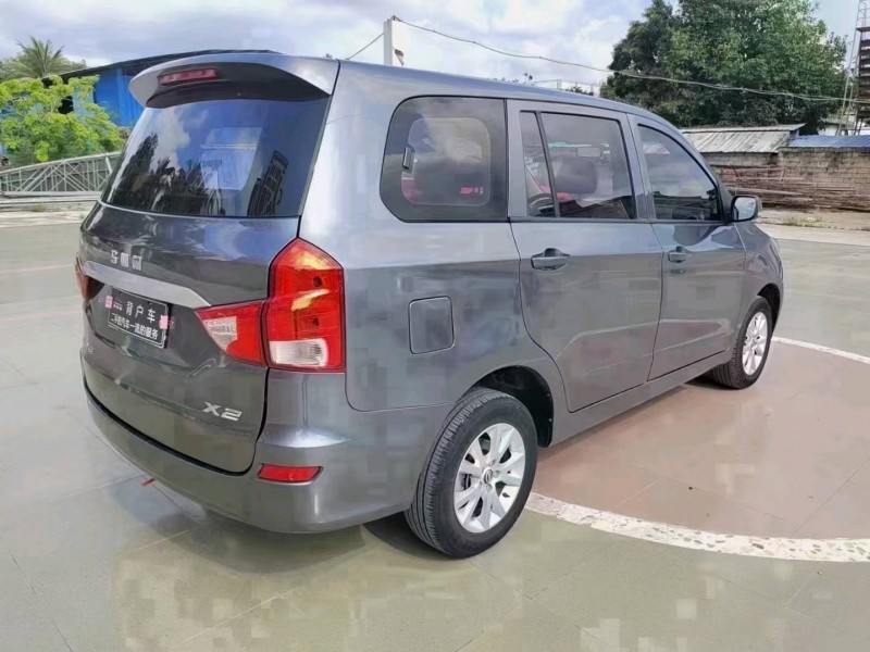 昌江21年SWM斯威汽車X27
