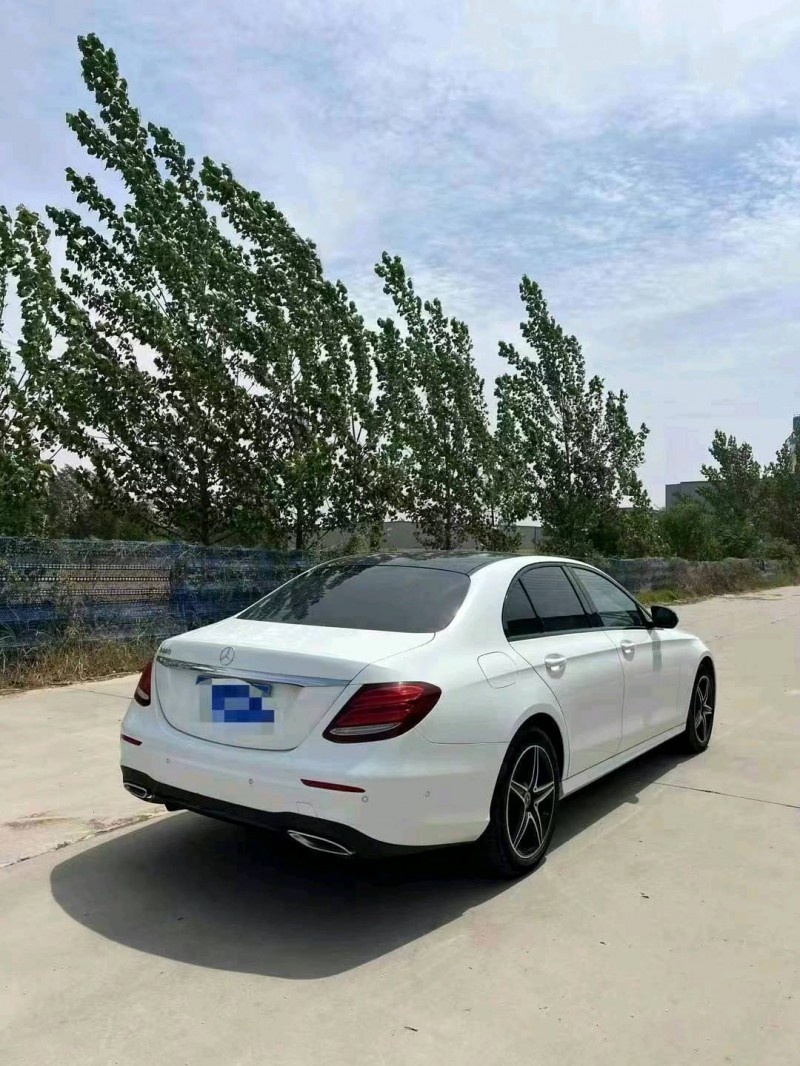 菏泽21年奔驰E8