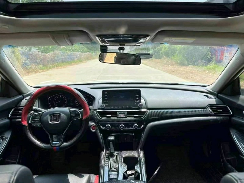 菏泽19年本田雅阁4