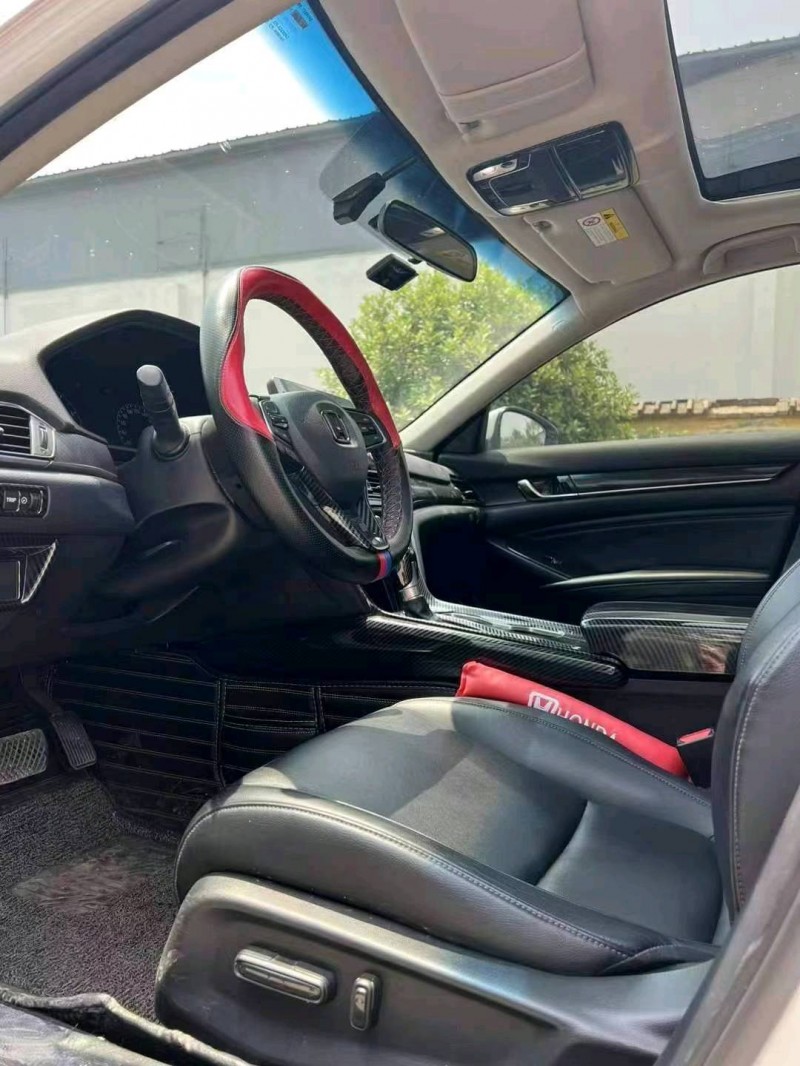 菏泽19年本田雅阁5