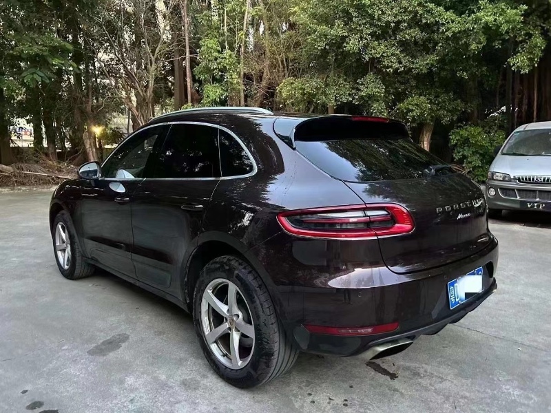 深圳16年保时捷Macan7