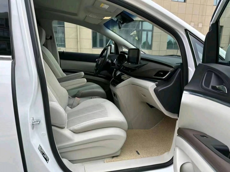 徐州23年别克GL85