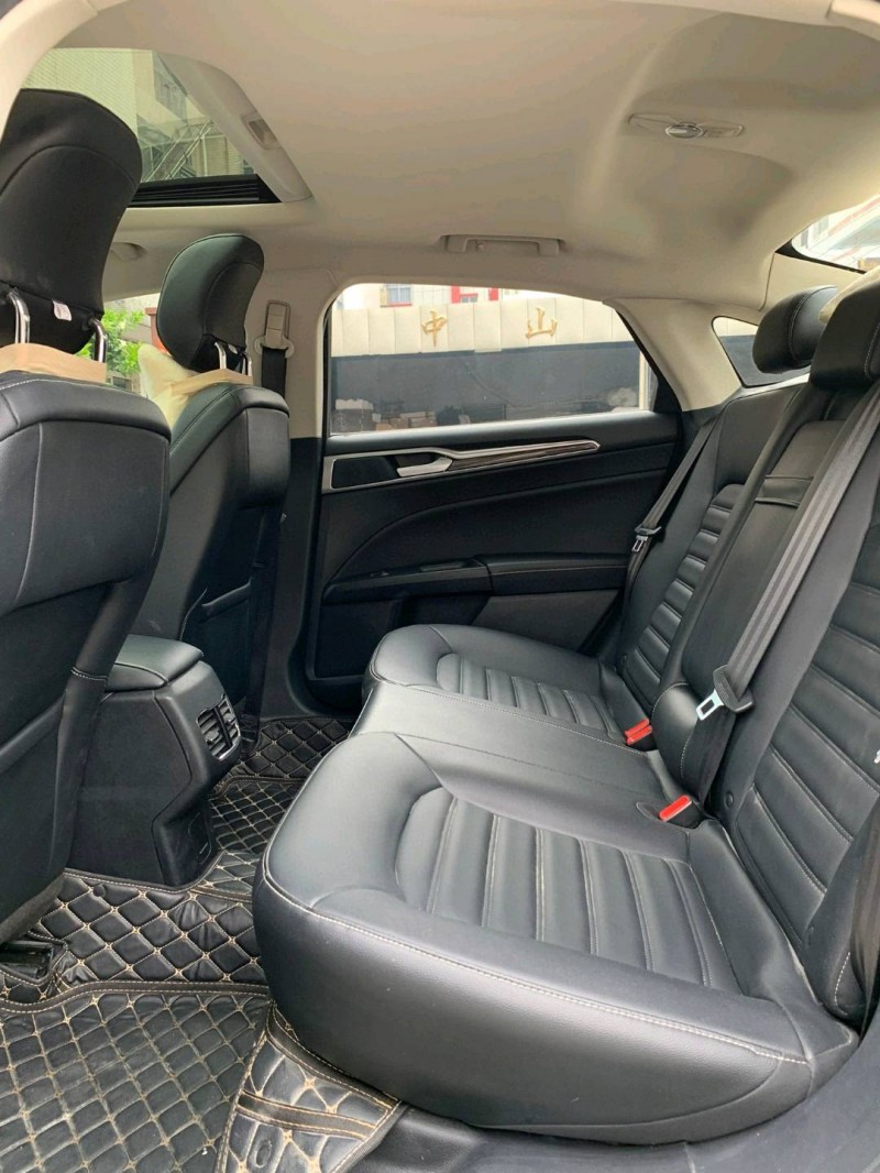 中山21年福特蒙迪欧9