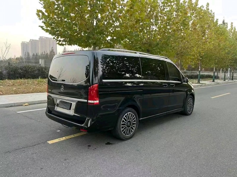 徐州18年奔驰V8