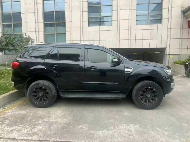 广州17年福特撼路者4