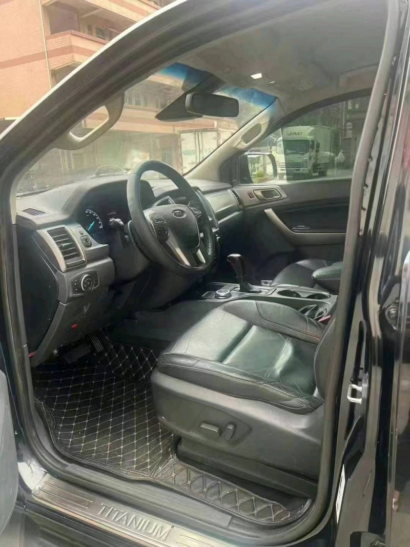 广州17年福特撼路者6