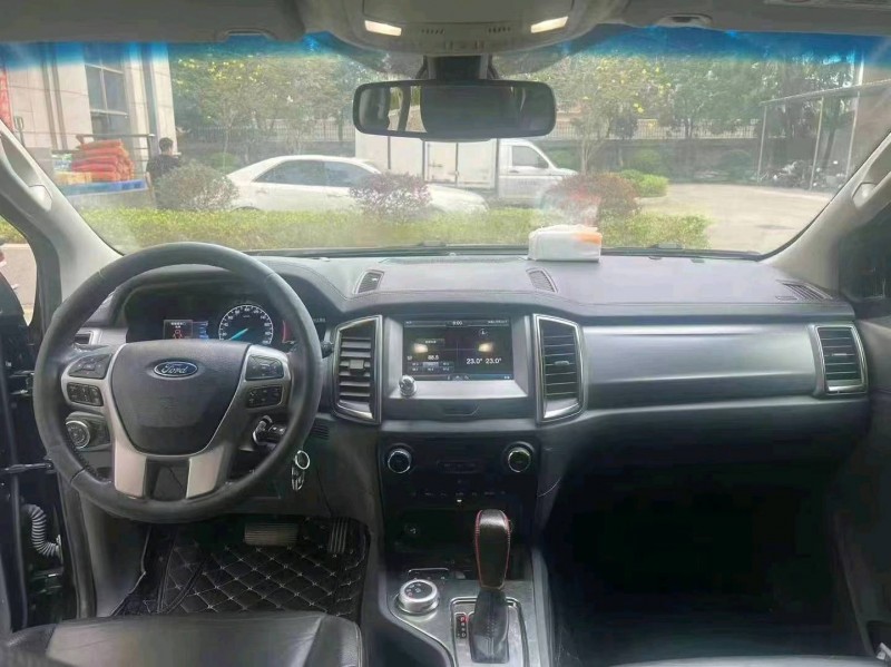 广州17年福特撼路者7