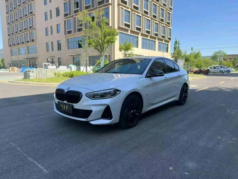 徐州22年宝马1系3