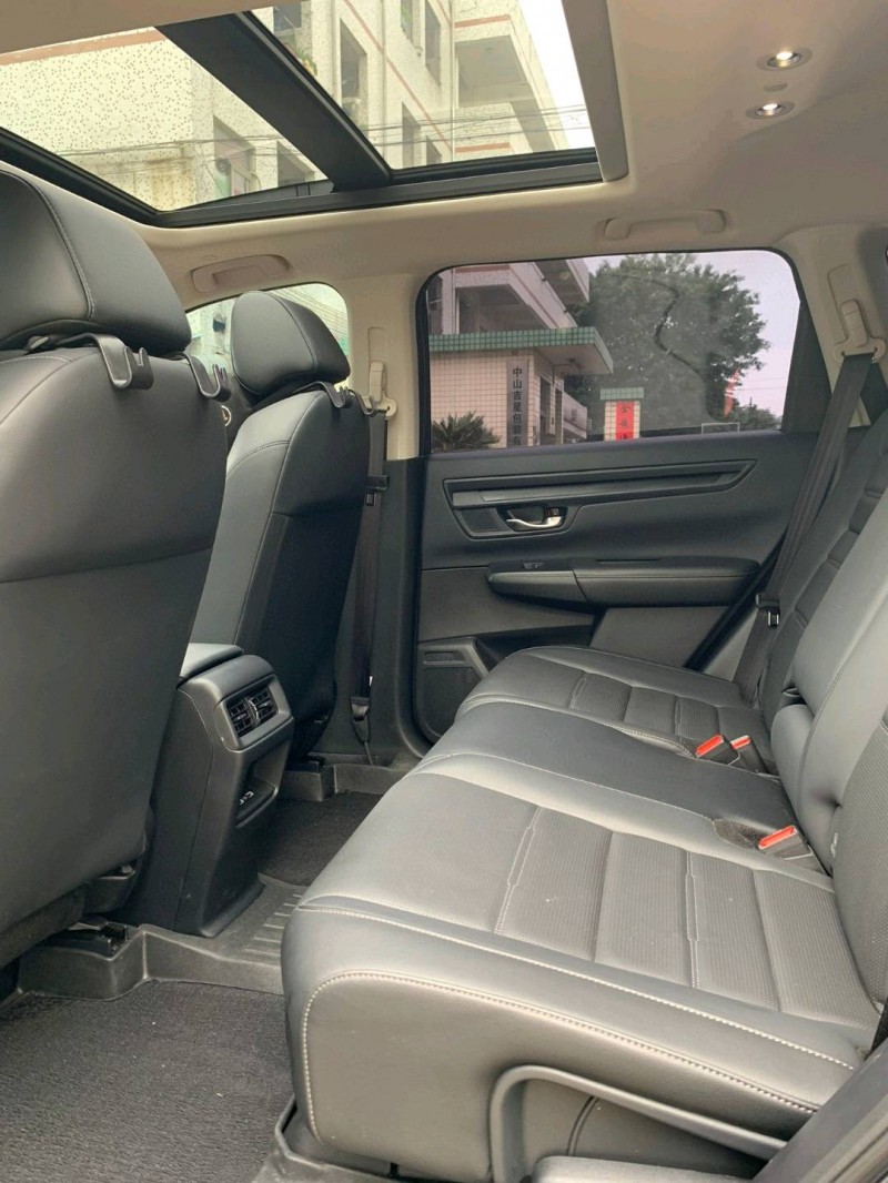 中山23年本田CRV8