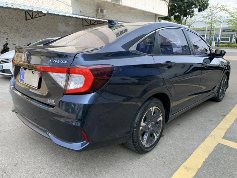 中山22年本田享域4