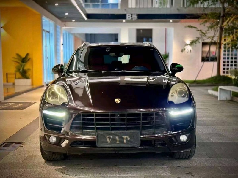 广州14年保时捷Macan1