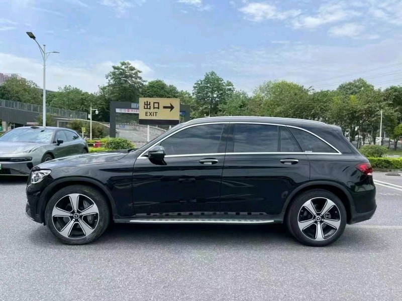 广州22年奔驰GLC3