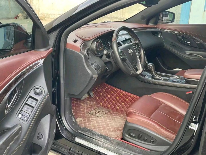 济宁13年别克君越4