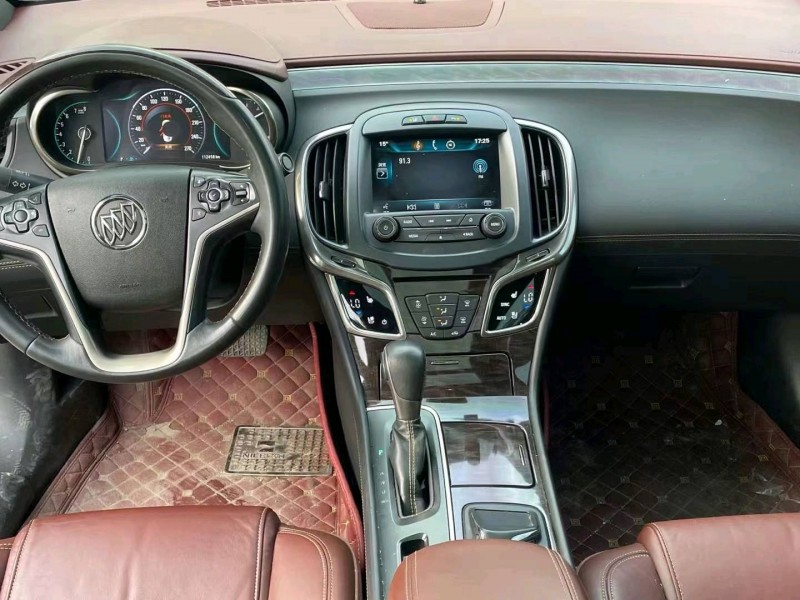 济宁13年别克君越6