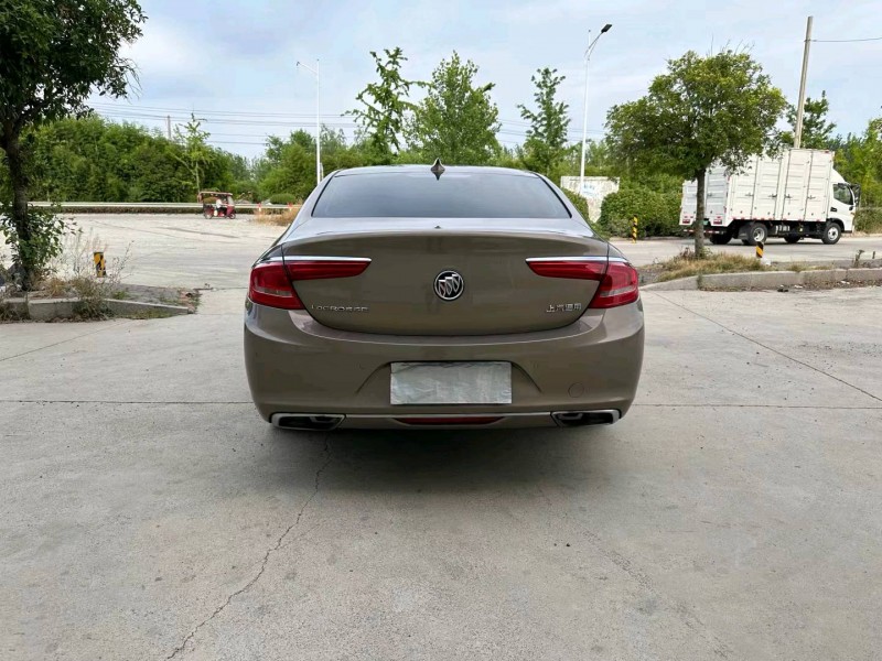 徐州16年别克君越9